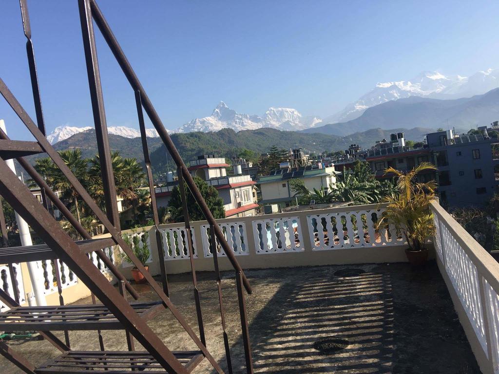 Trekkers Lodge Покхара Экстерьер фото
